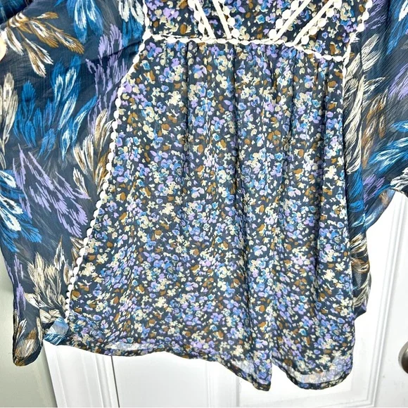 Xhilaration Sheer Blue Floral Boho Peasant Blouse Top Mini Pom Pom Trim Medium - Picture 4 of 9